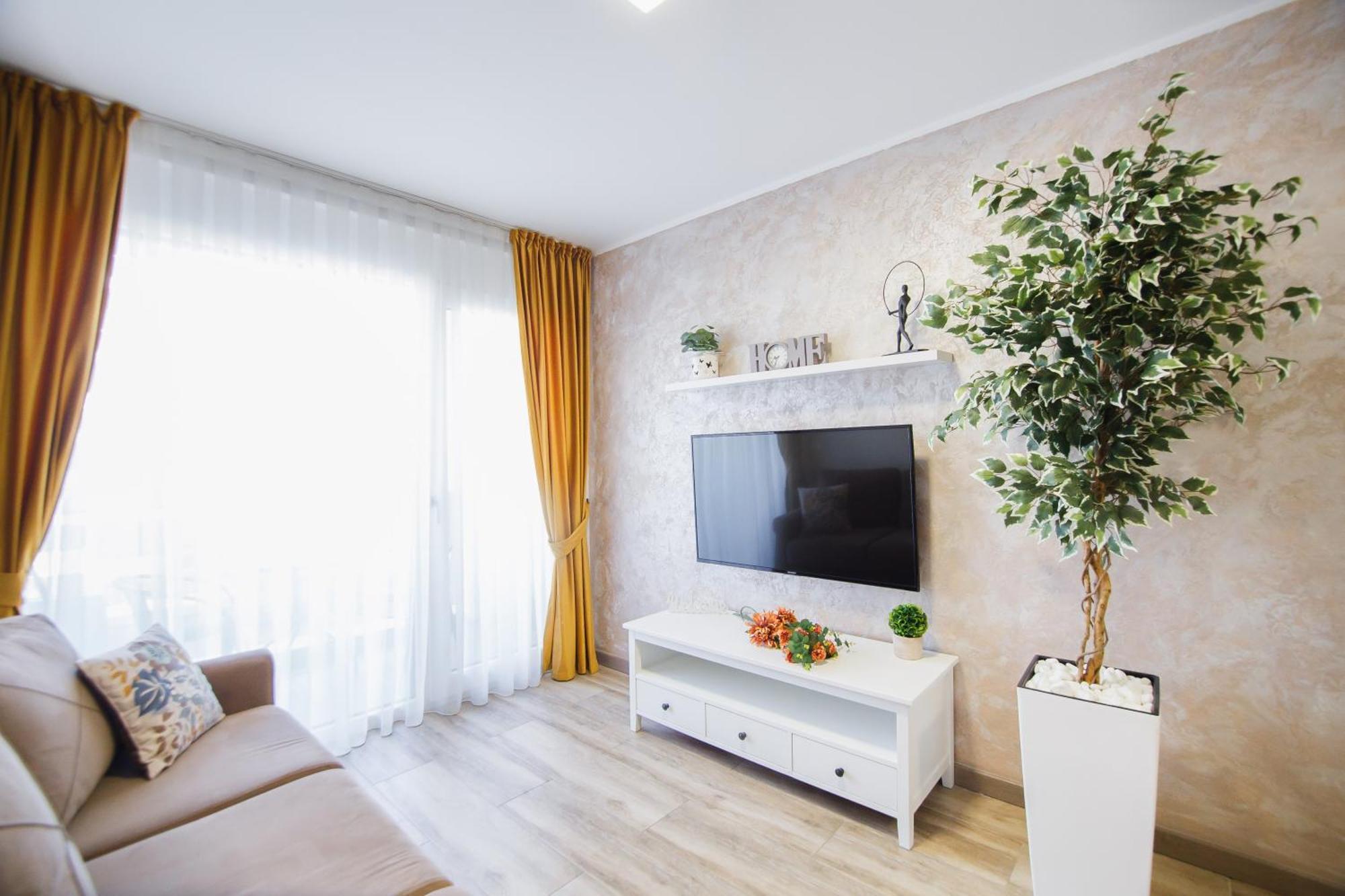 Cappuccino Colors At West Residence Oradea Buitenkant foto
